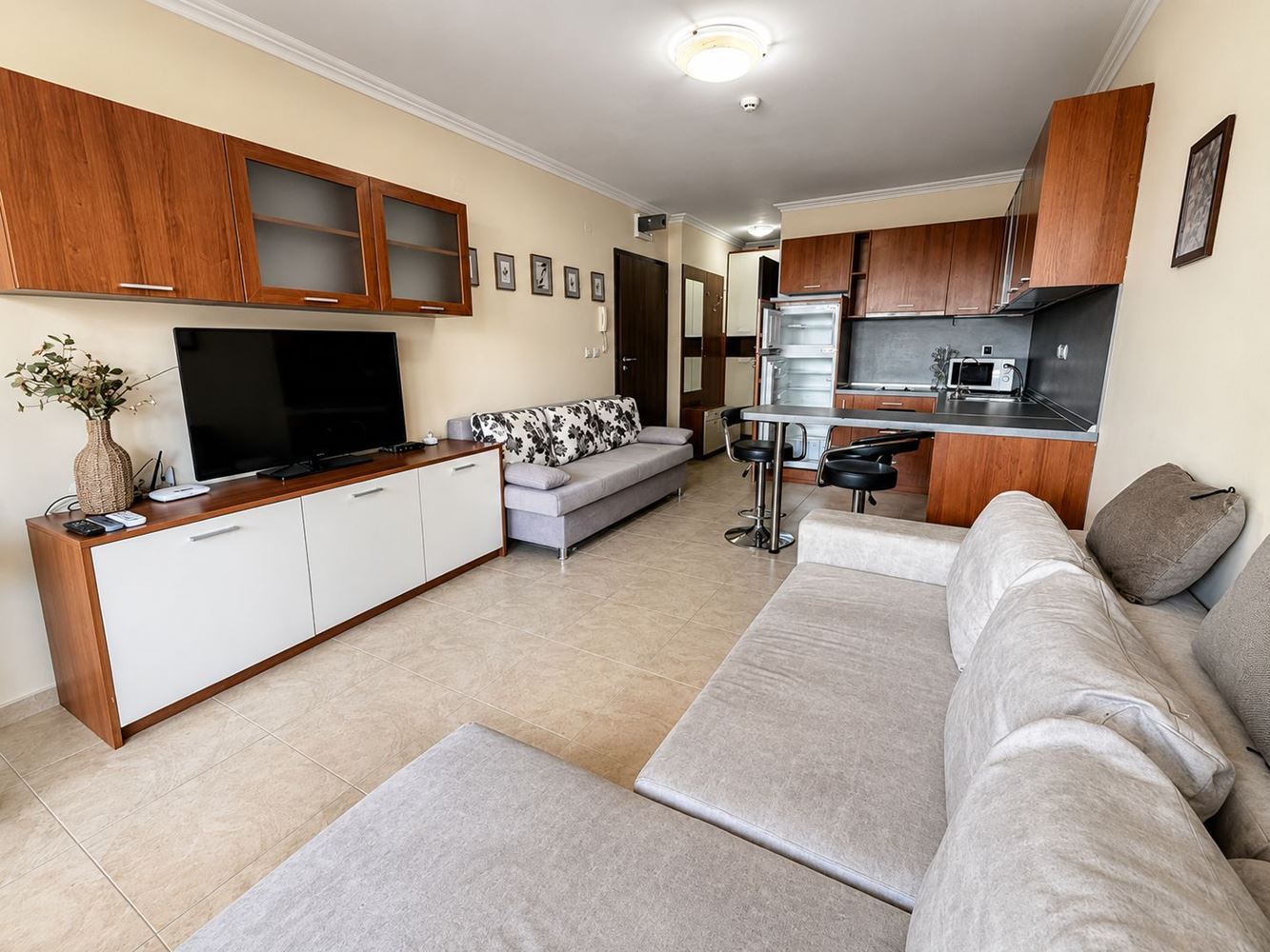 Spacious Studio 200 Meters from the Beach in Sveti Vlas – Fully Furnished and Ready for Use