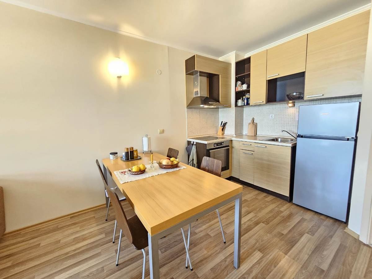 Luxury three-bedroom apartment on the beachfront in Obzor – panoramic sea and mountain views