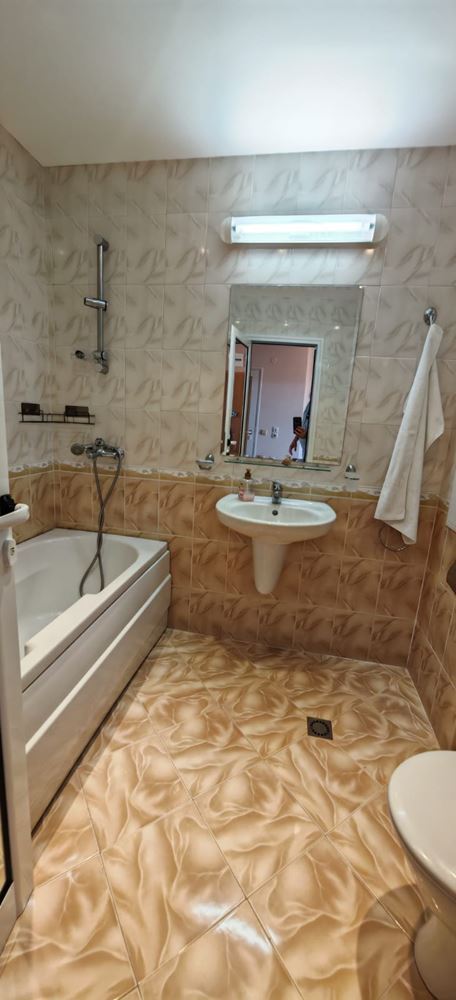 Three-room apartment 200 m from the sea in Sveti Vlas with two terraces and partial sea view