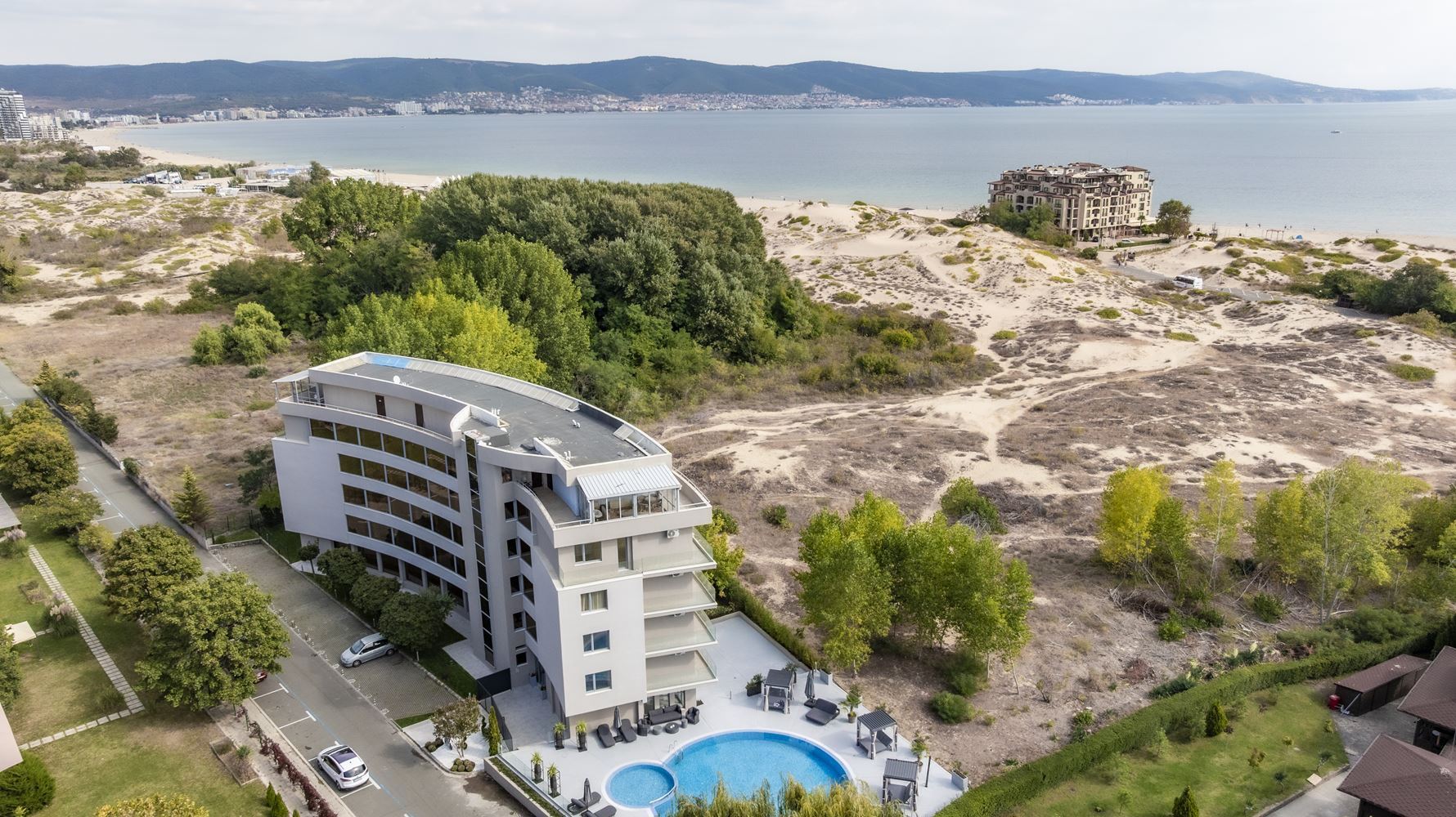 First Line in Sunny Beach – Spacious One-Bedroom Apartment with Sea, Mountain and City Views