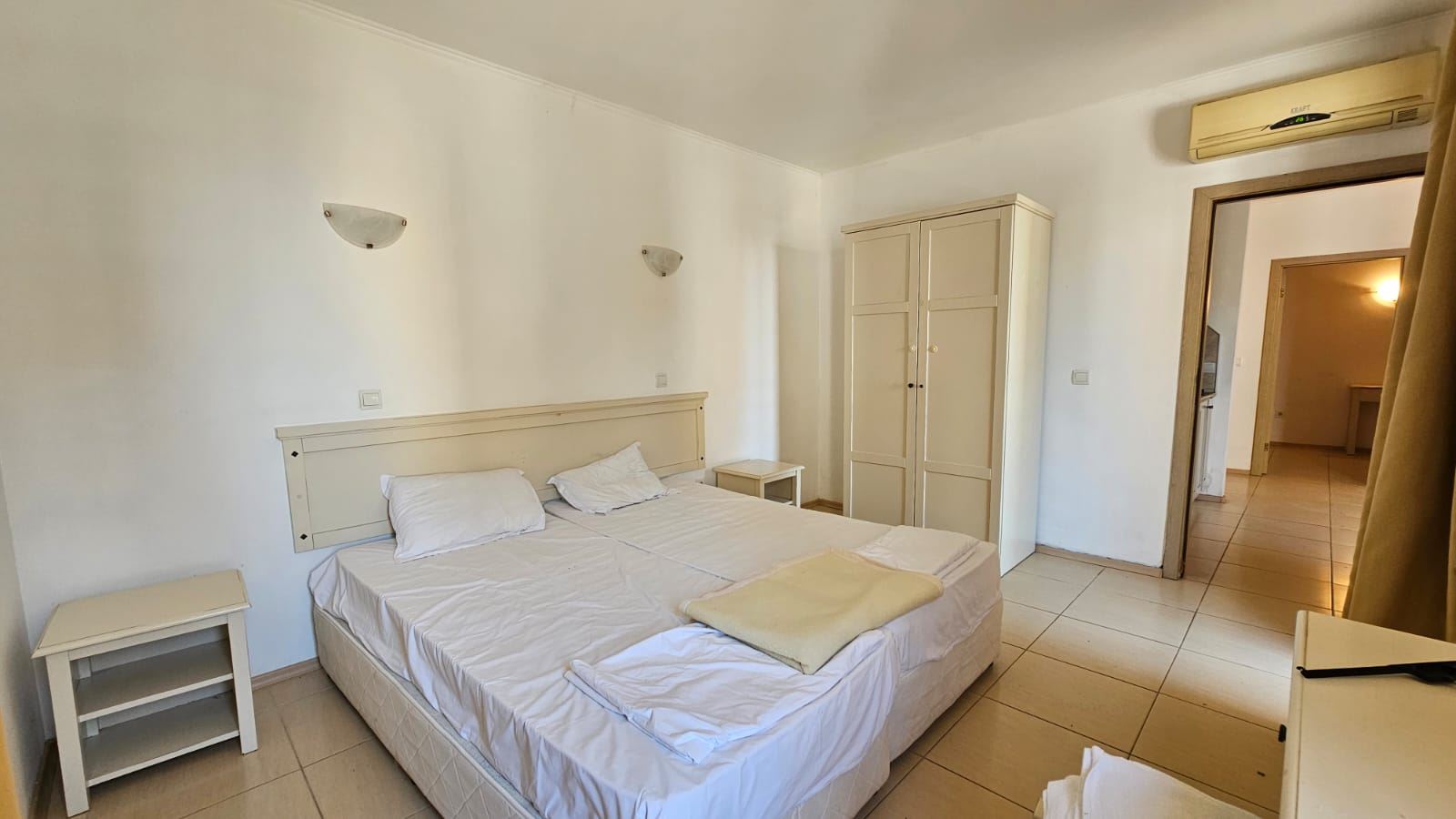 Two-Bedroom Apartment with No Maintenance Fee, Right Next to a Supermarket