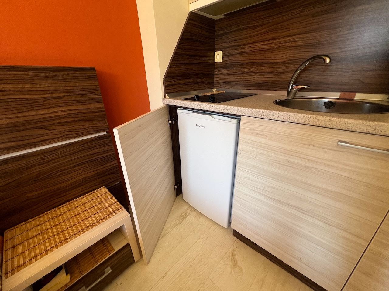 Comfortable studio with pool view in Sunny Beach – fully furnished and ready to use
