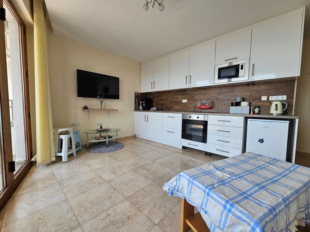 Panoramic Two-Bedroom Apartment Just Steps from the Beach in Elenite with Incredible Bay View