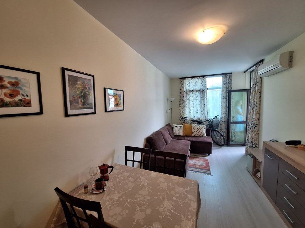 Bright One-Bedroom Apartment in a Complex in Ravda – Close to the Sea and Central Infrastructure