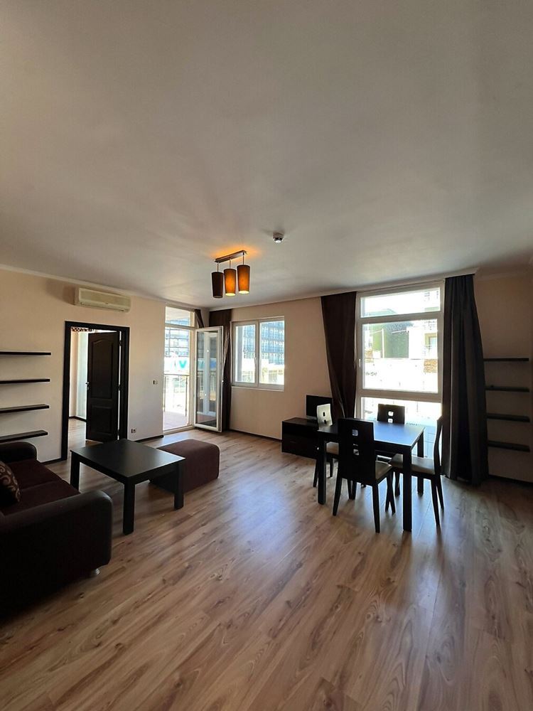 Spacious one-bedroom apartment 50 meters from the beach in Sunny Beach – excellent location and comfort in a gated complex