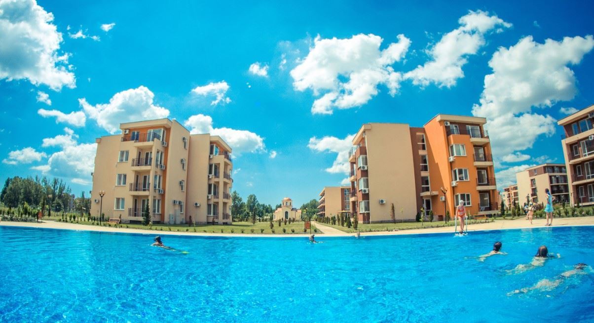 Cozy Three-room Apartment on the Ground Floor in Sunny Beach – Excellent Investment Near the Aquapark and the Sea
