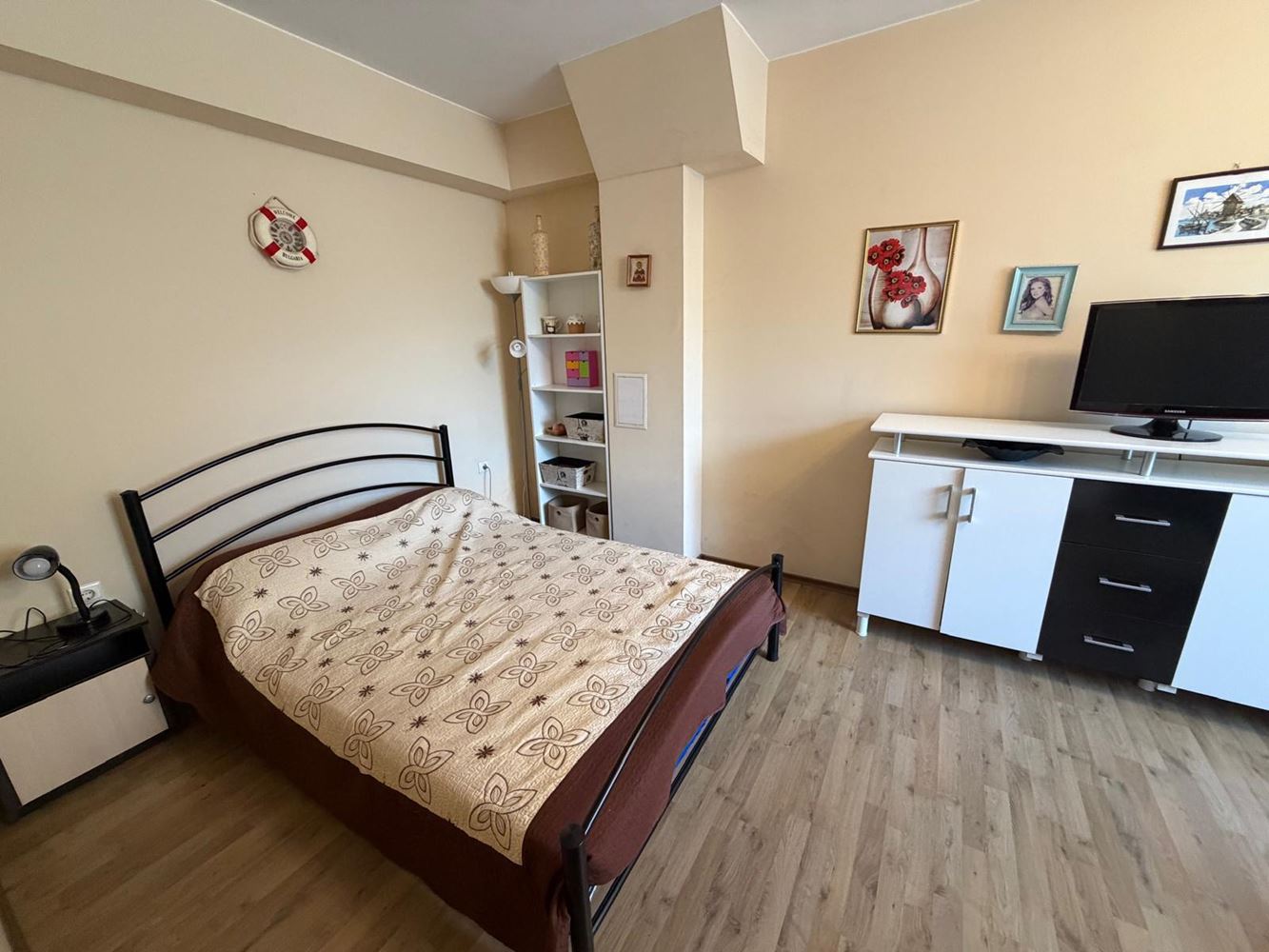 Cozy one-bedroom apartment in Sarafovo – private entrance, no maintenance fee, suitable for year-round living