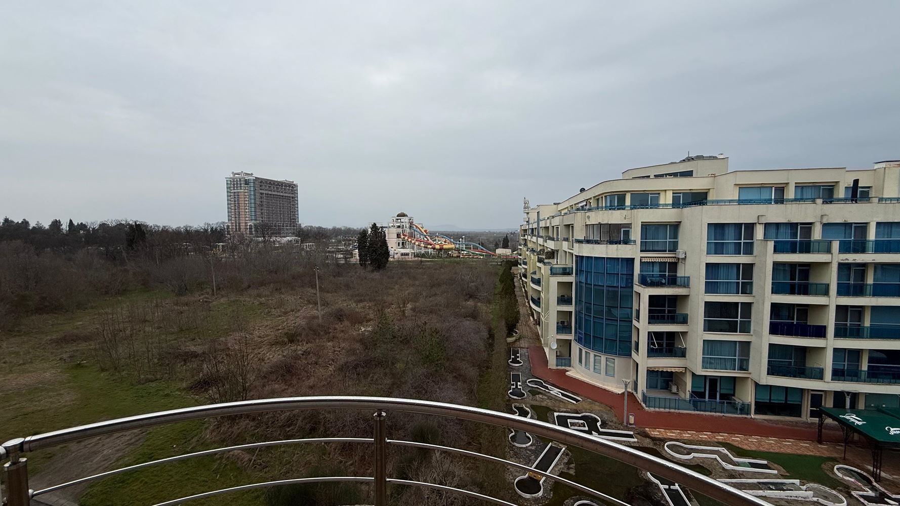Spacious and Modern One-Bedroom Apartment with Full Amenities in Pomorie