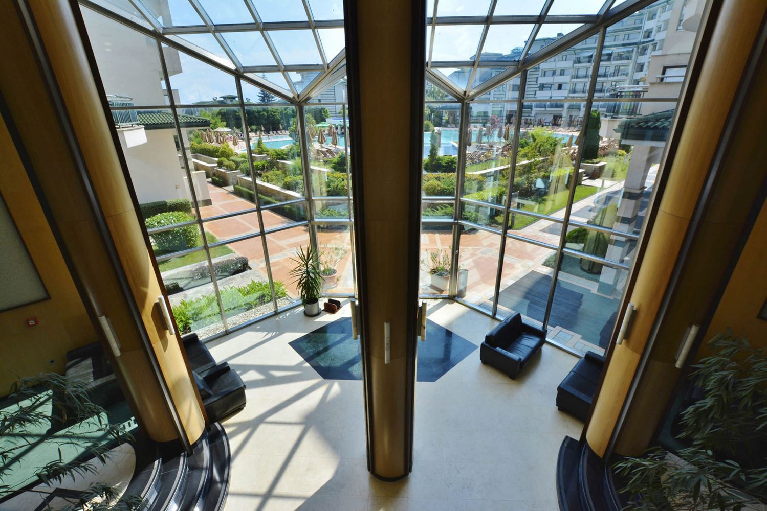 High Standard and Diverse Amenities – Exceptional Two-Room Apartment in a Luxury Seafront Complex in Ravda