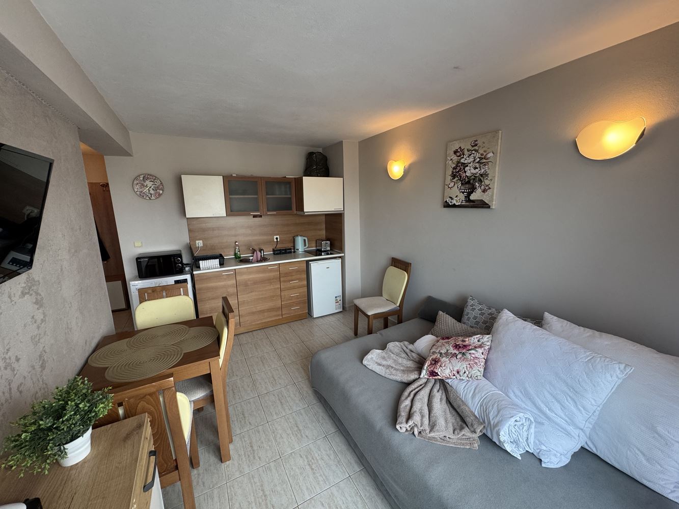 One-bedroom apartment with panoramic views in the heart of Sunny Beach