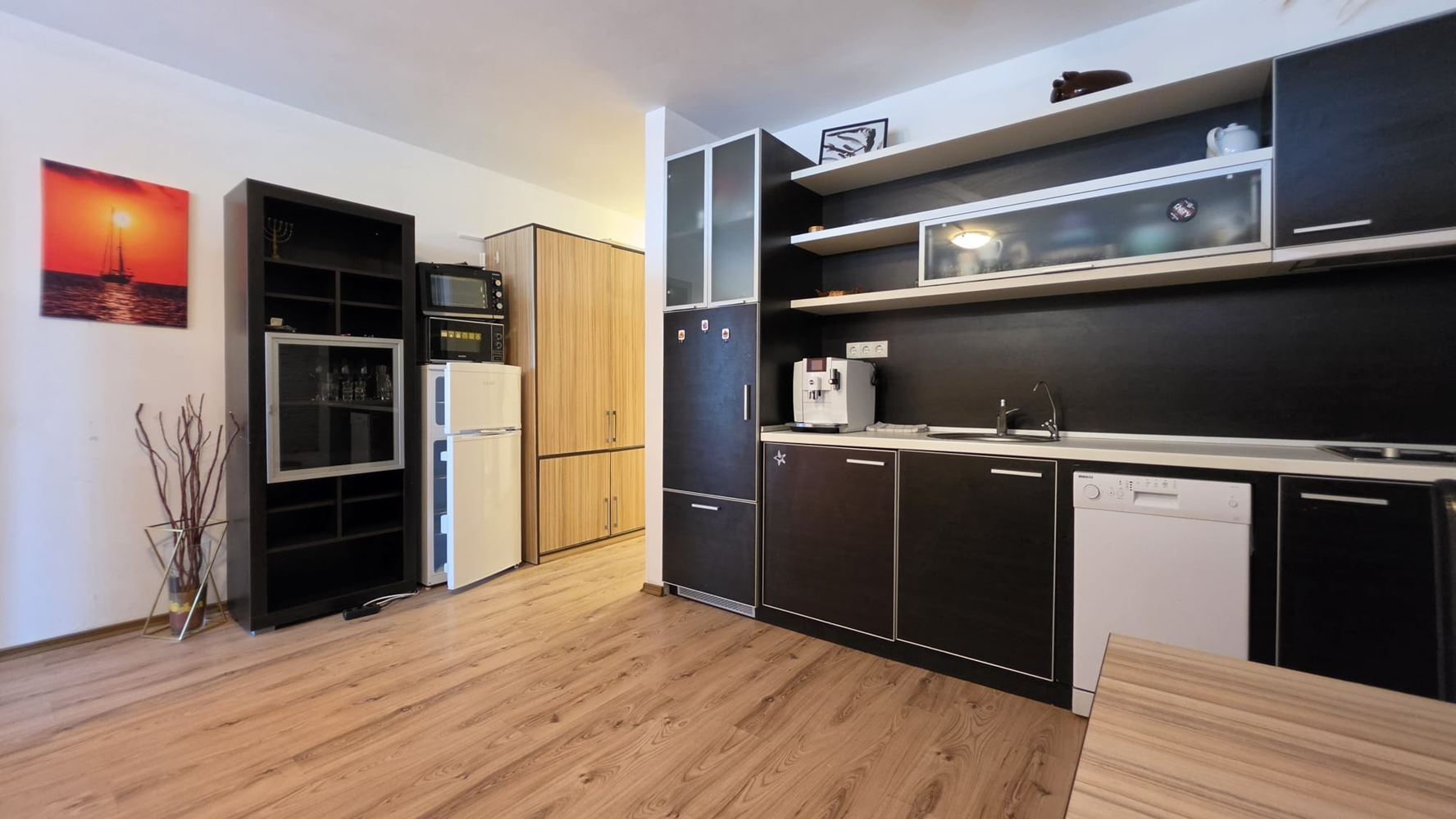 Two-room apartment with sea view in Sveti Vlas – 200 metres from the beach
