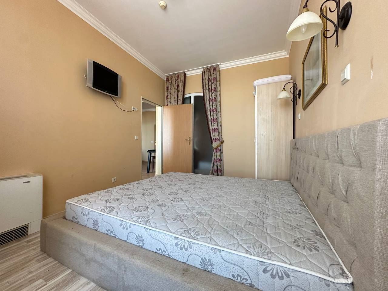 Spacious Apartment with Sea View on the First Line in Pomorie – Holiday Property with the Feeling of a Luxury Resort