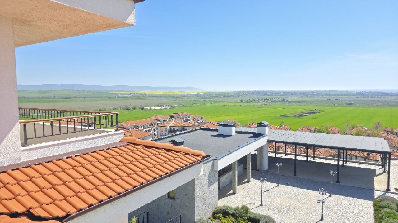 Spacious Apartment with Sea View in Aheloy – Tranquillity, Greenery and Luxurious Amenities