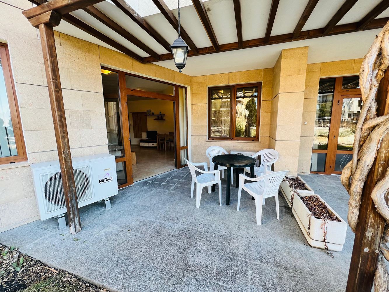 Spacious two-bedroom apartment with sea view in a luxury first-line complex in Sveti Vlas