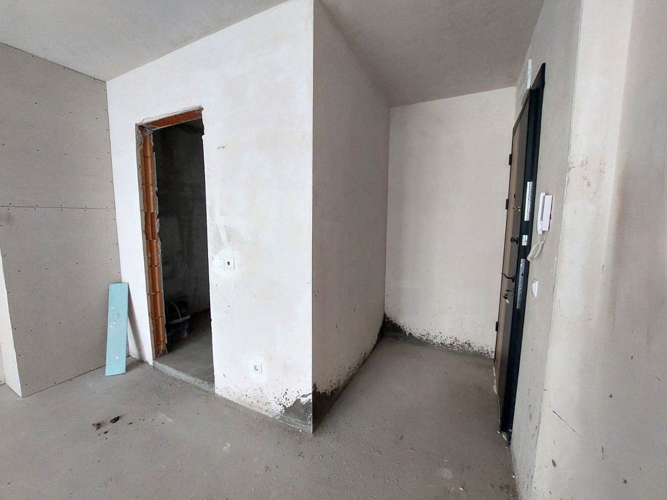 Studio apartment in the new part of Pomorie – an excellent opportunity in a building with no maintenance fee