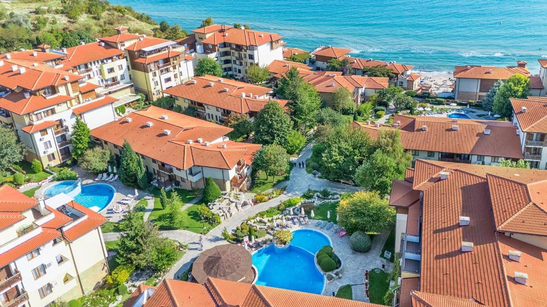 Studio on the First Sea Line in Sveti Vlas – Luxury Complex with Extensive Infrastructure and Sea View