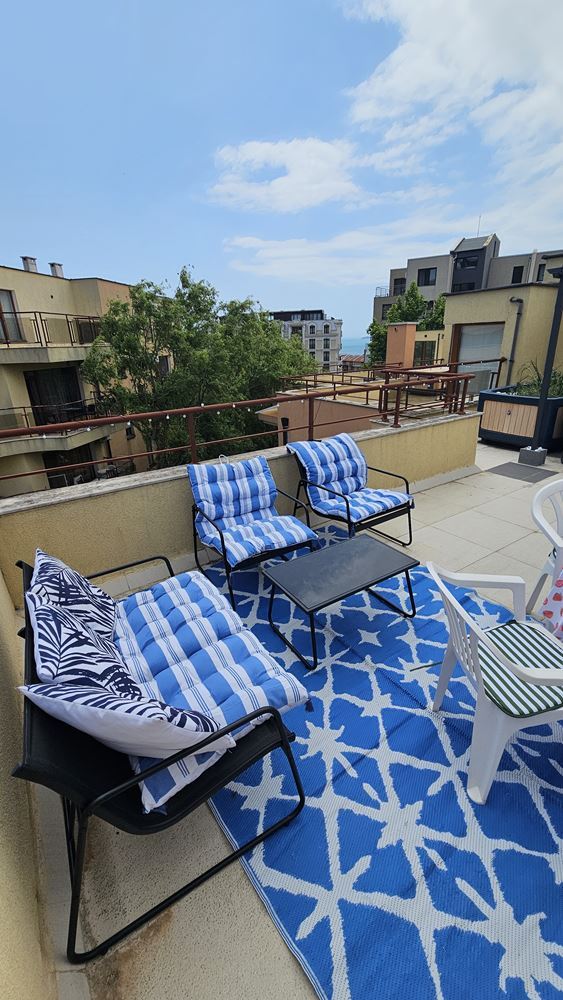 Two-Level Apartment with a Large Panoramic Terrace in a Prestigious Complex in Sveti Vlas