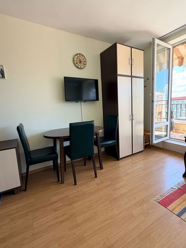 Furnished studio in Sunny Beach with swimming pool, tennis court and green garden
