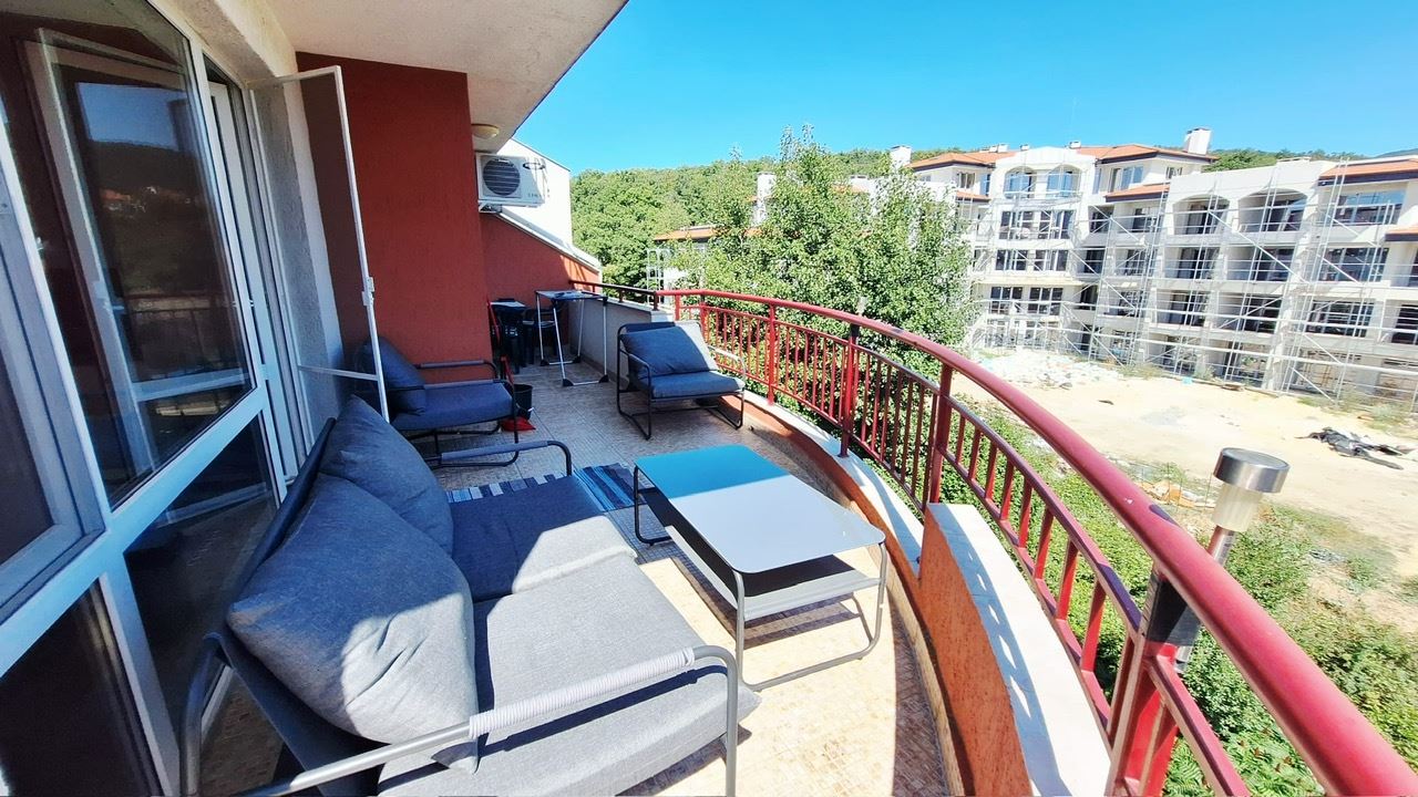 Just Steps from the Sea – Cosy Apartment with Two Bedrooms at the Entrance to Sveti Vlas