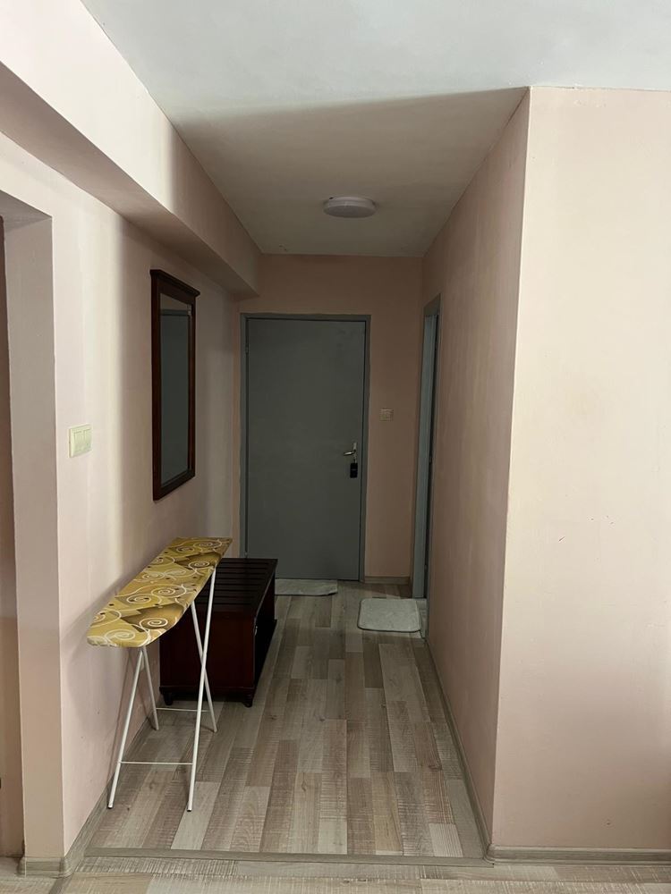 Spacious Apartment with Private Garden and Parking Space Near Cocoa Beach in Sunny Beach