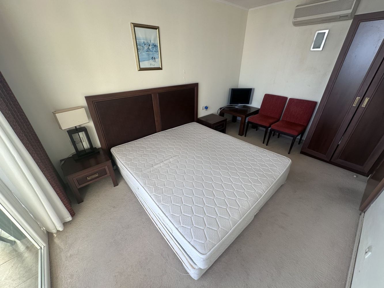 Two-bedroom apartment in Pomorie with frontal sea view – luxury living on the beachfront