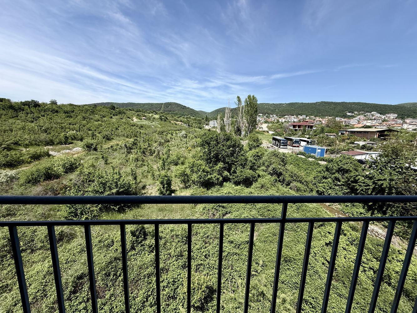 Cozy and fully furnished studio in Sveti Vlas – a perfect home by the sea with a low maintenance fee