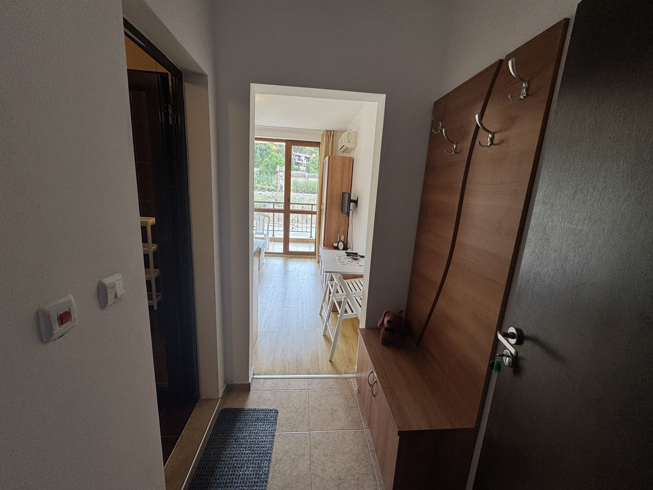 Cozy furnished studio in Elenite just steps from the sea