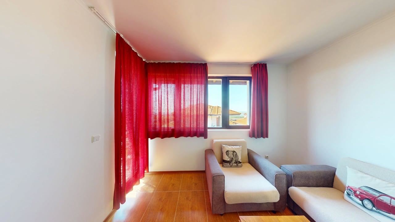 Spacious One-Bedroom Apartment with Sea Views in the Sunny Beach Area