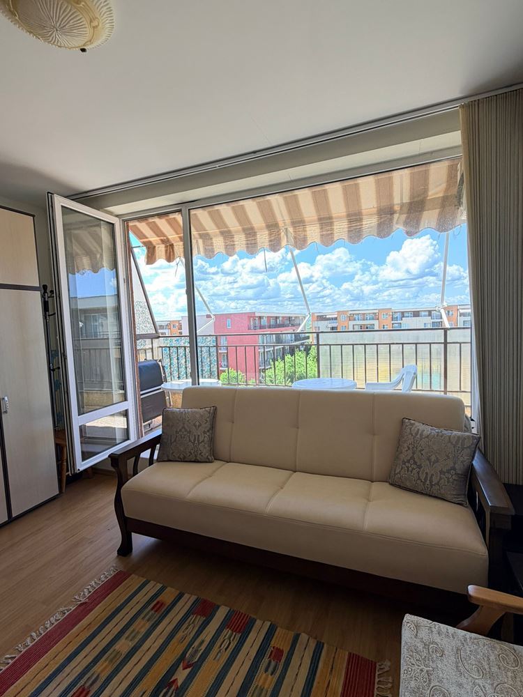 Furnished studio in Sunny Beach with swimming pool, tennis court and green garden