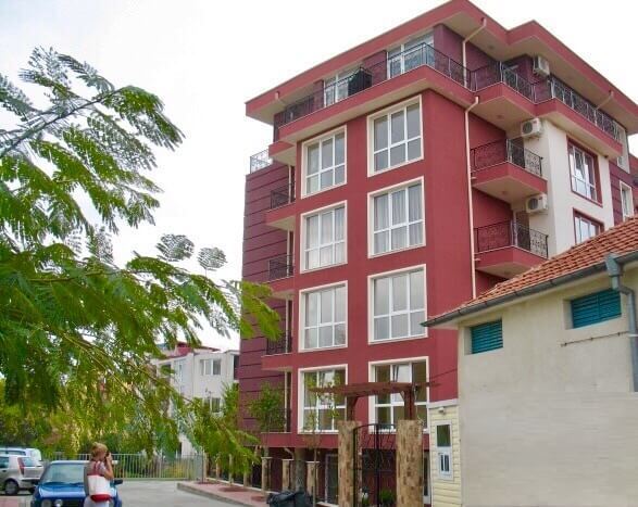 Sea Comfort and Coziness in a Stylish One-Bedroom Apartment in Ravda