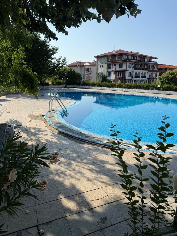 Stylish Studio in Sveti Vlas – 200 m from the Sea, with a Swimming Pool and Ready to Move In