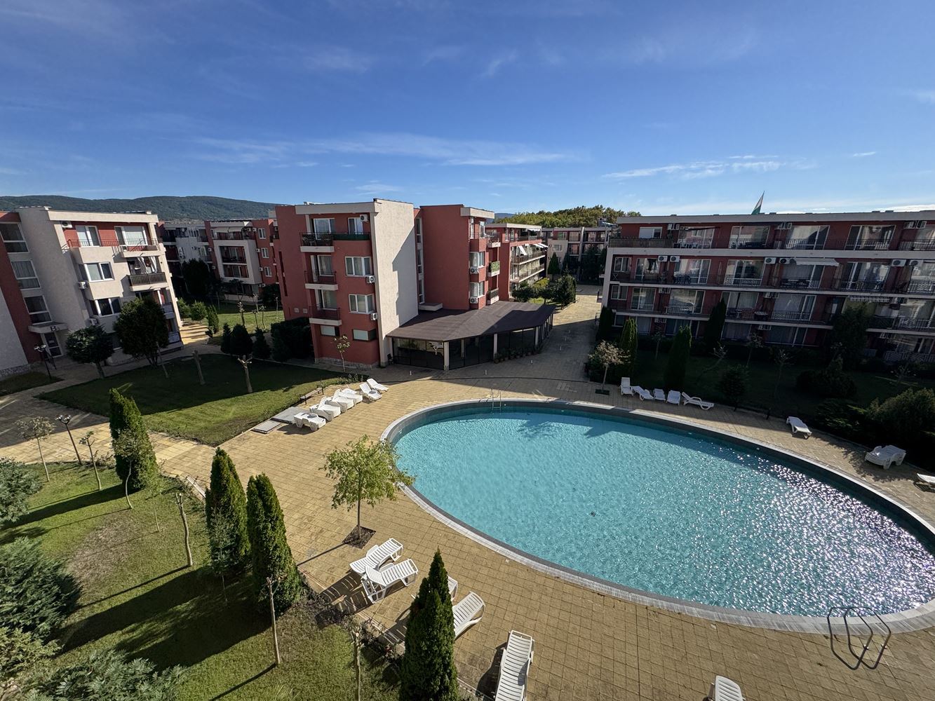Studio with pool view in a complex with excellent infrastructure in Sunny Beach