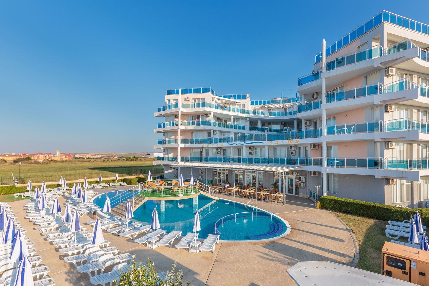 First Line with a Beautiful Sea Panorama – Spacious One-Bedroom Apartment with Two Terraces