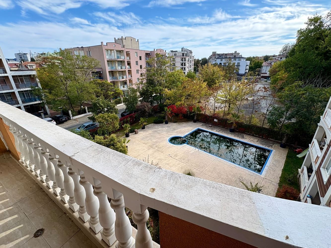 Sunny Beach – Cozy One-Bedroom Apartment with Pool View, Five Minutes from the Beach