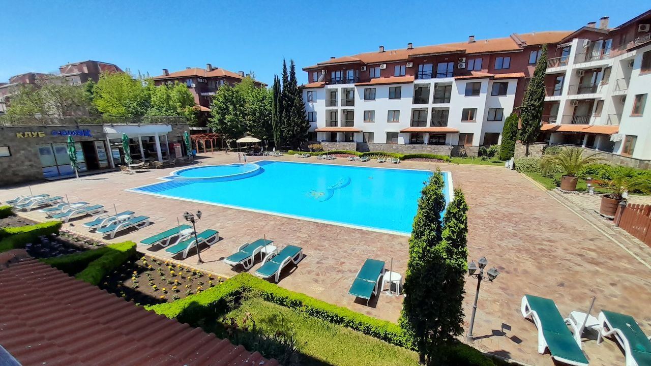 Spacious Two-Bedroom Apartment with Pool View in a Prestigious Complex in Nessebar