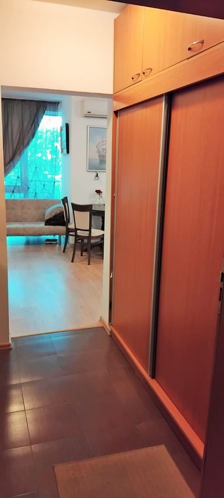Spacious studio with pool view in a quiet complex in Sveti Vlas – comfort and coziness by the sea