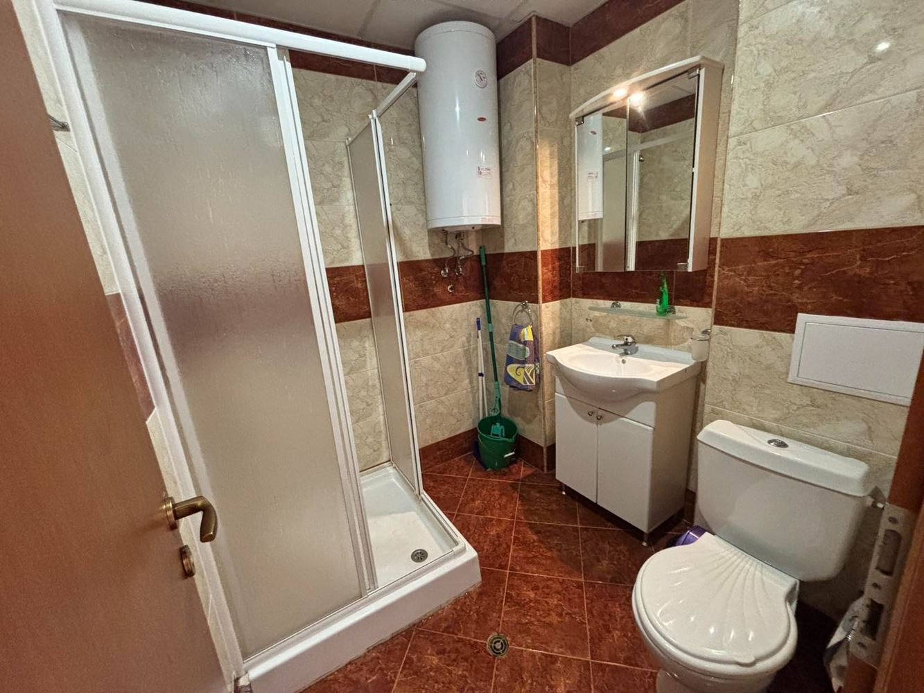 Apartment with a Beautiful Pool View in Sveti Vlas – Your Place for a Seaside Holiday