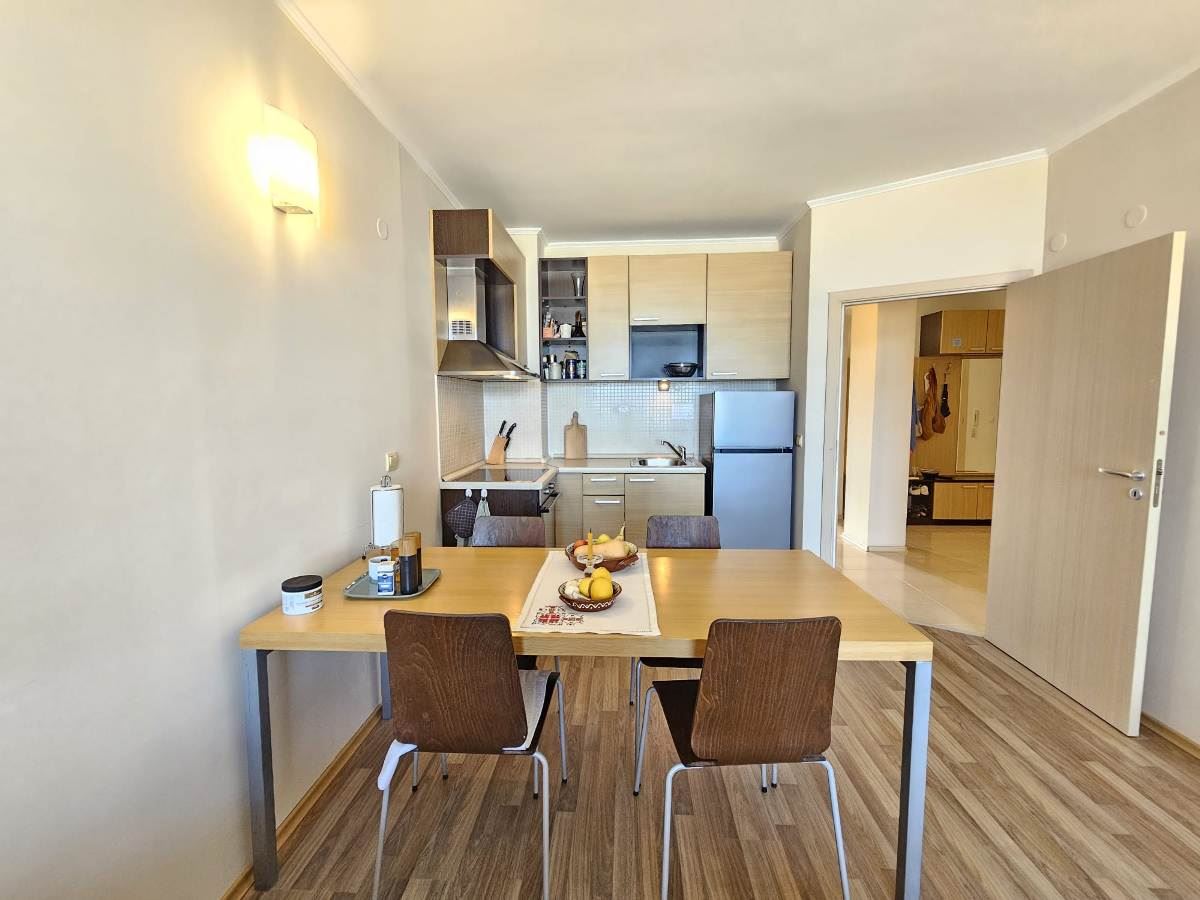 Luxury three-bedroom apartment on the beachfront in Obzor – panoramic sea and mountain views