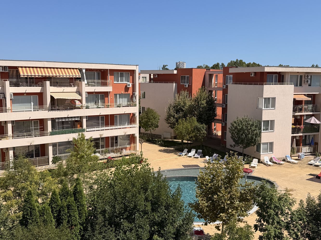 Cozy one-bedroom apartment in Sunny Beach – beautiful pool view and an excellent complex for holidays and investment