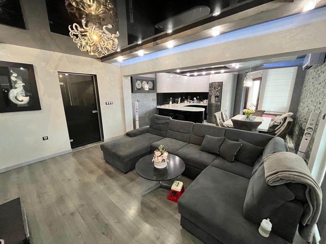 Luxury apartment with three terraces and high-end furnishings – exceptional two-bedroom property in Black Sea residential complex, Nesebar