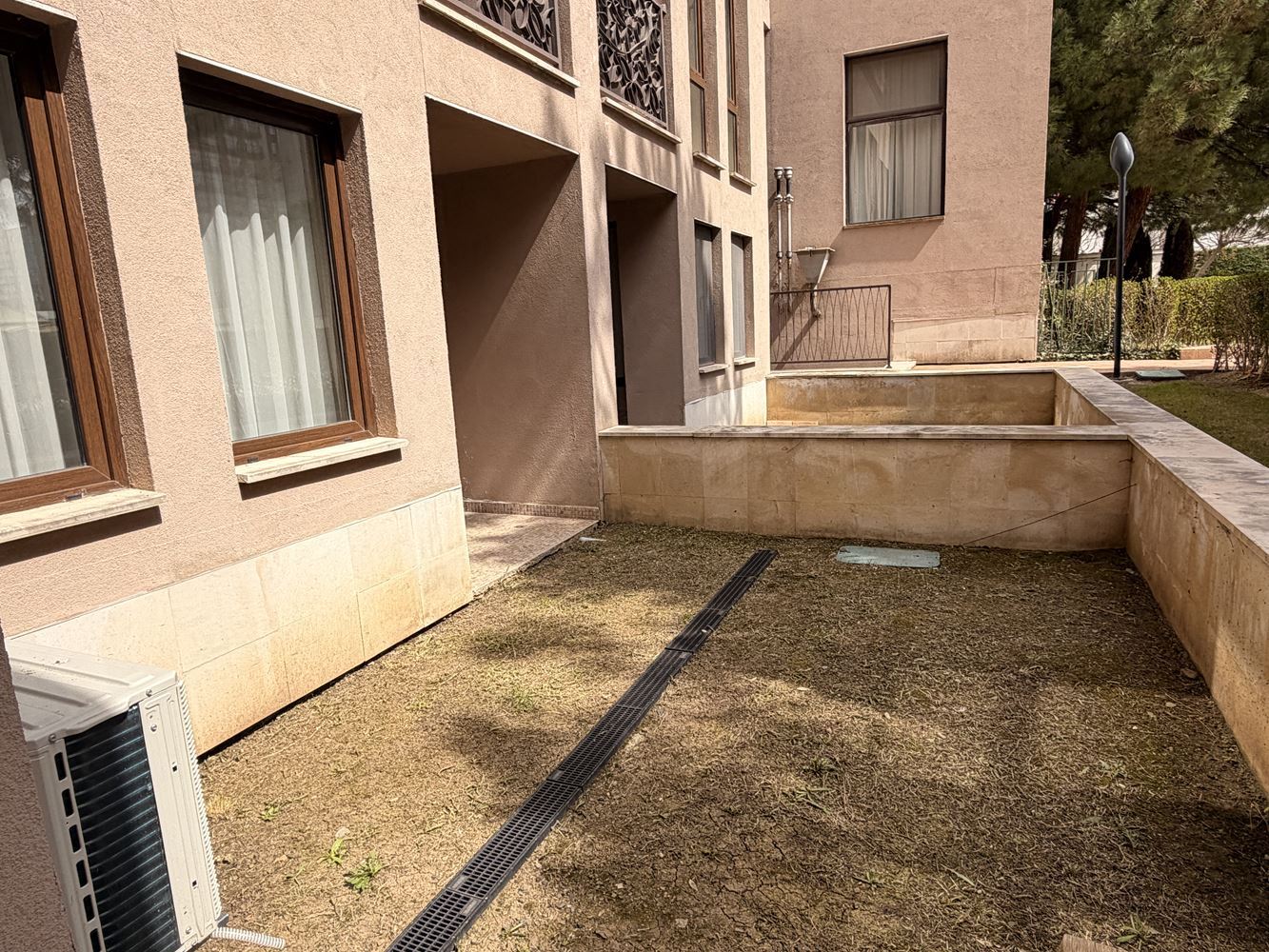 Exclusive studio with garden and direct pool access – 100 m from the sea in Sunny Beach