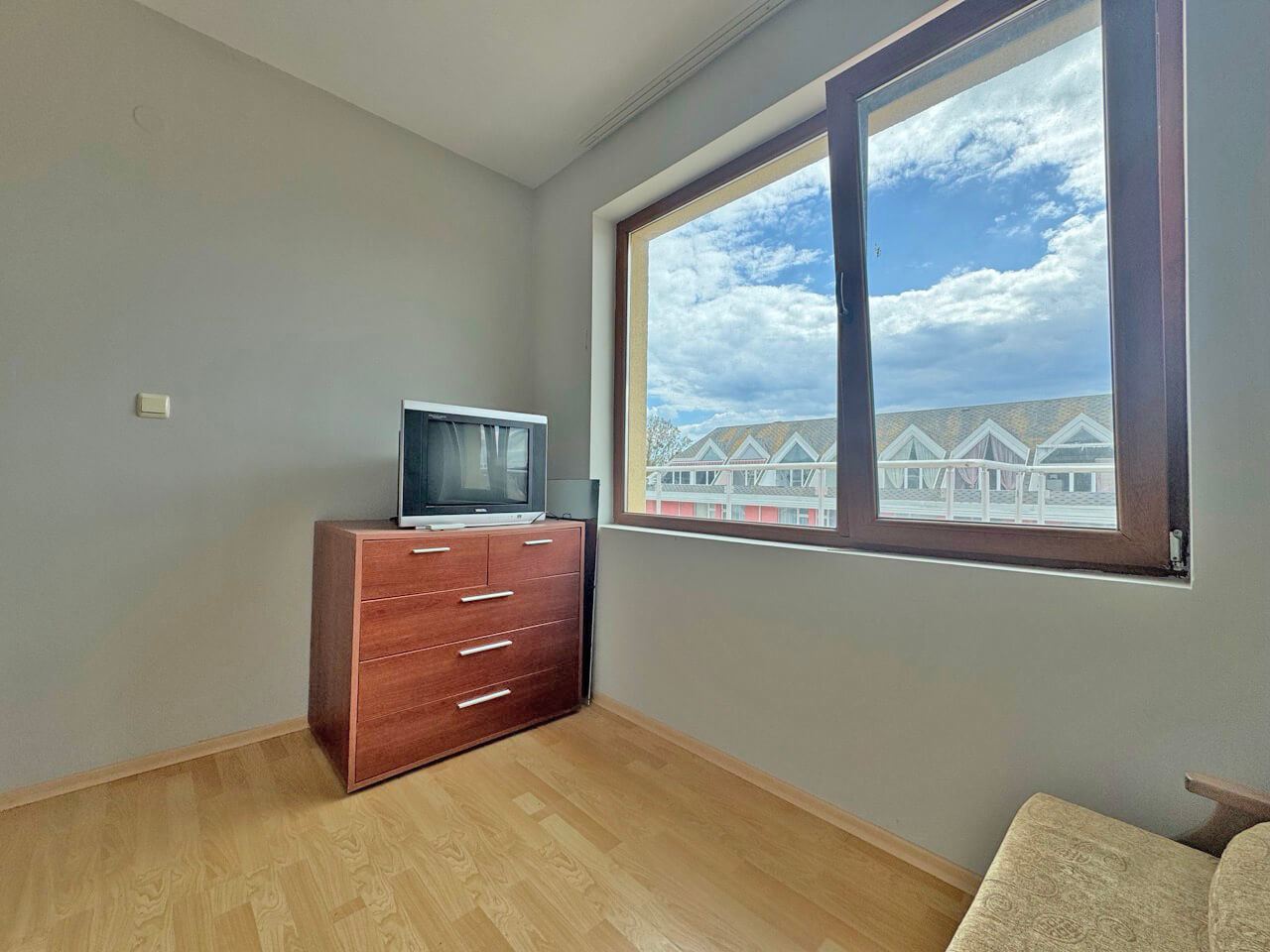 Panoramic one-bedroom apartment with large terrace and open view – Sunny Beach