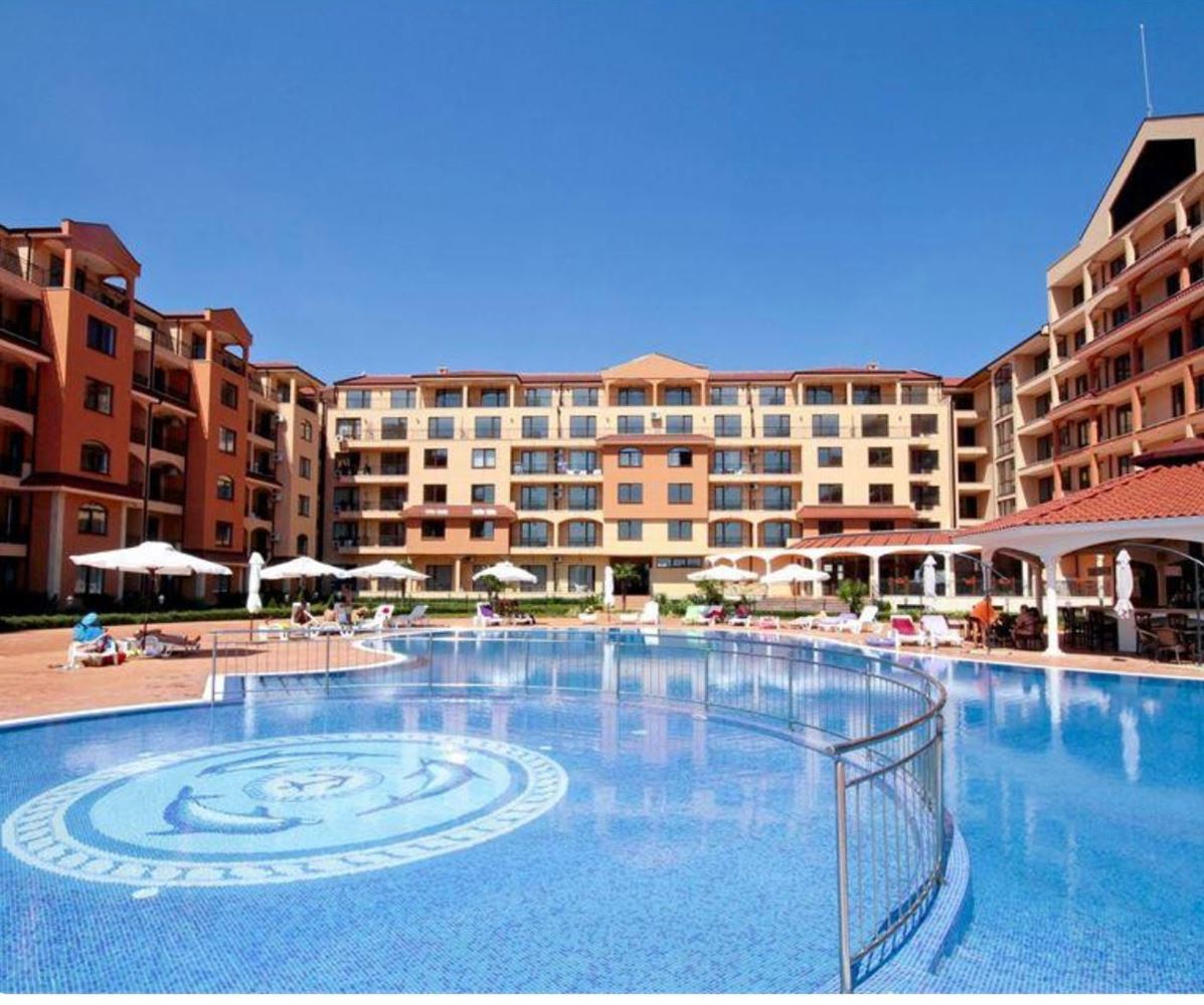 Cozy studio in Sunny Beach – fully furnished, with a small garden and excellent rental potential