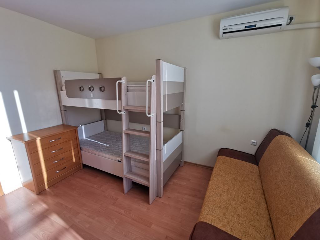 Two-bedroom apartment with sea panorama and private beach in a prestigious complex in Sveti Vlas