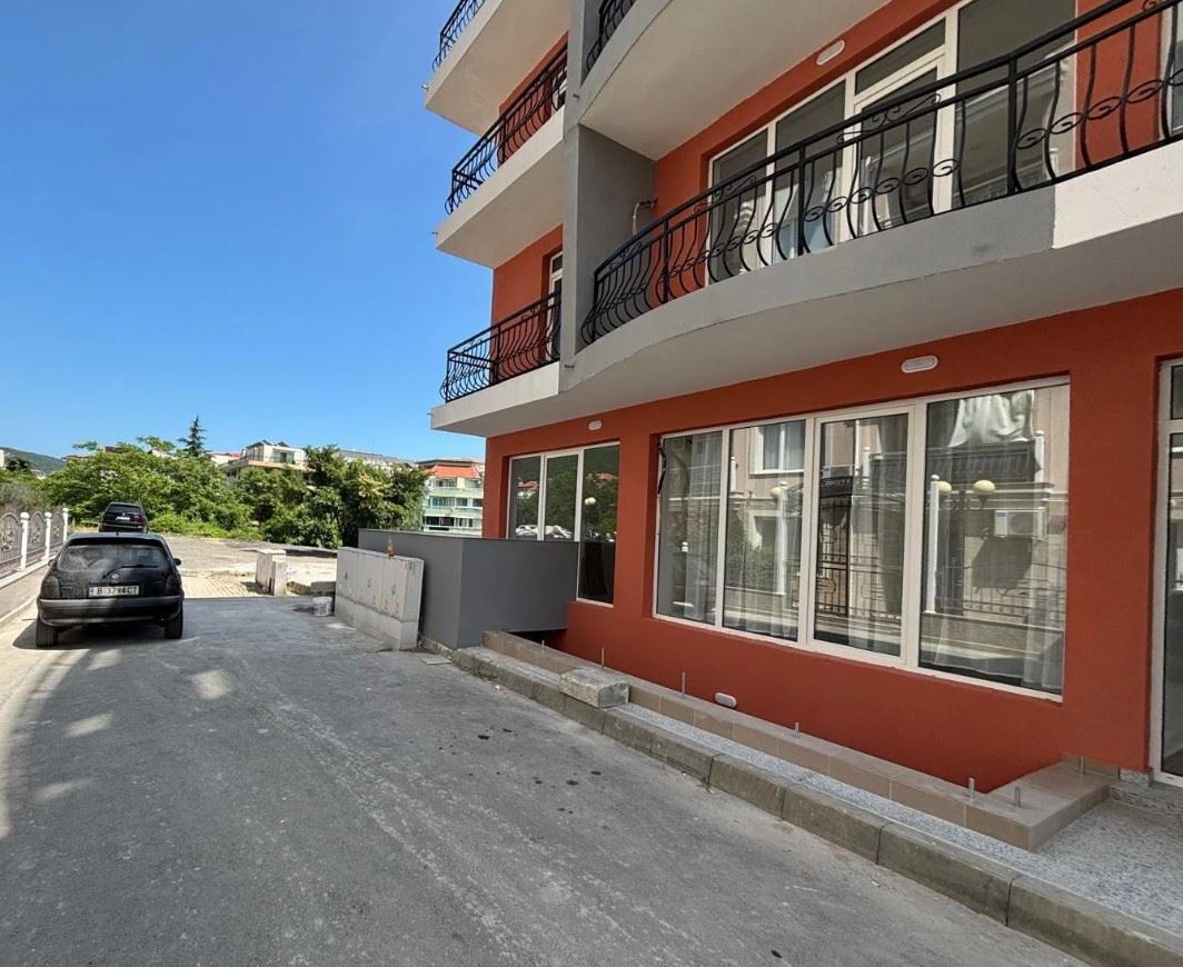 New one-bedroom apartment in Sveti Vlas – modern home without maintenance fee, ready for living