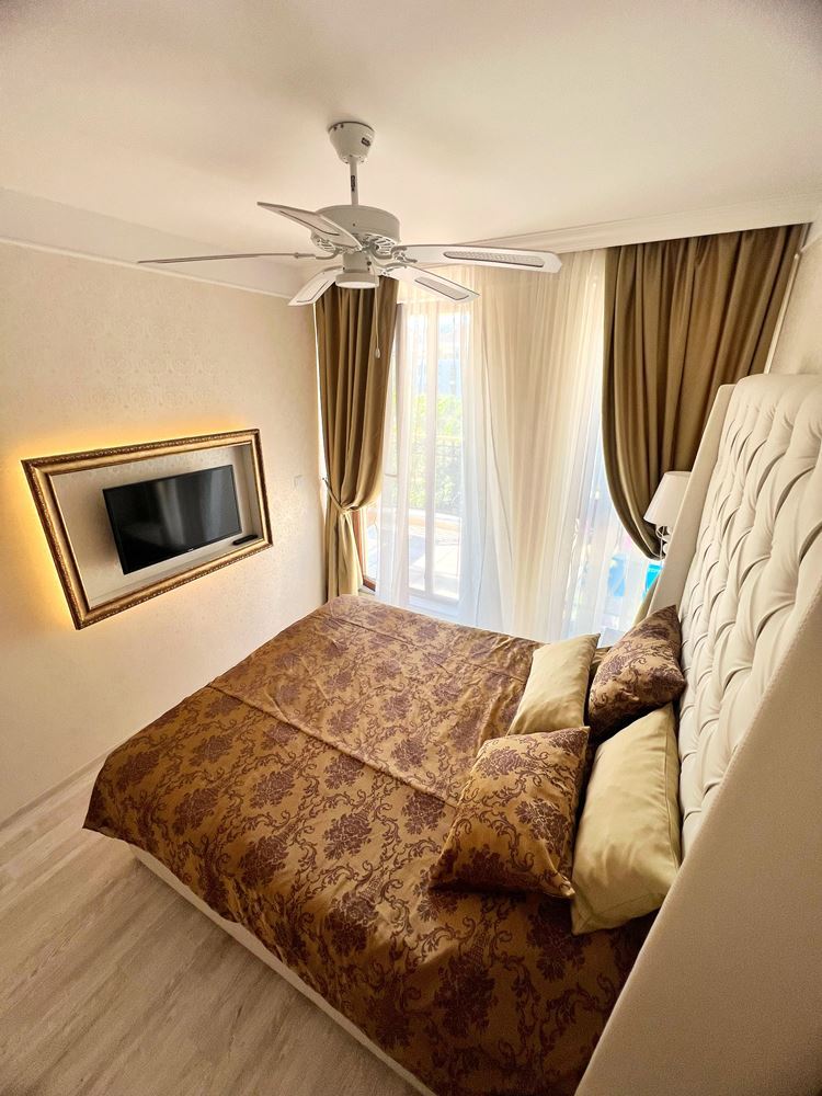 Luxury One-Bedroom Apartment with Sea View in a Prestigious Complex 200 Metres from the Beach in Sveti Vlas