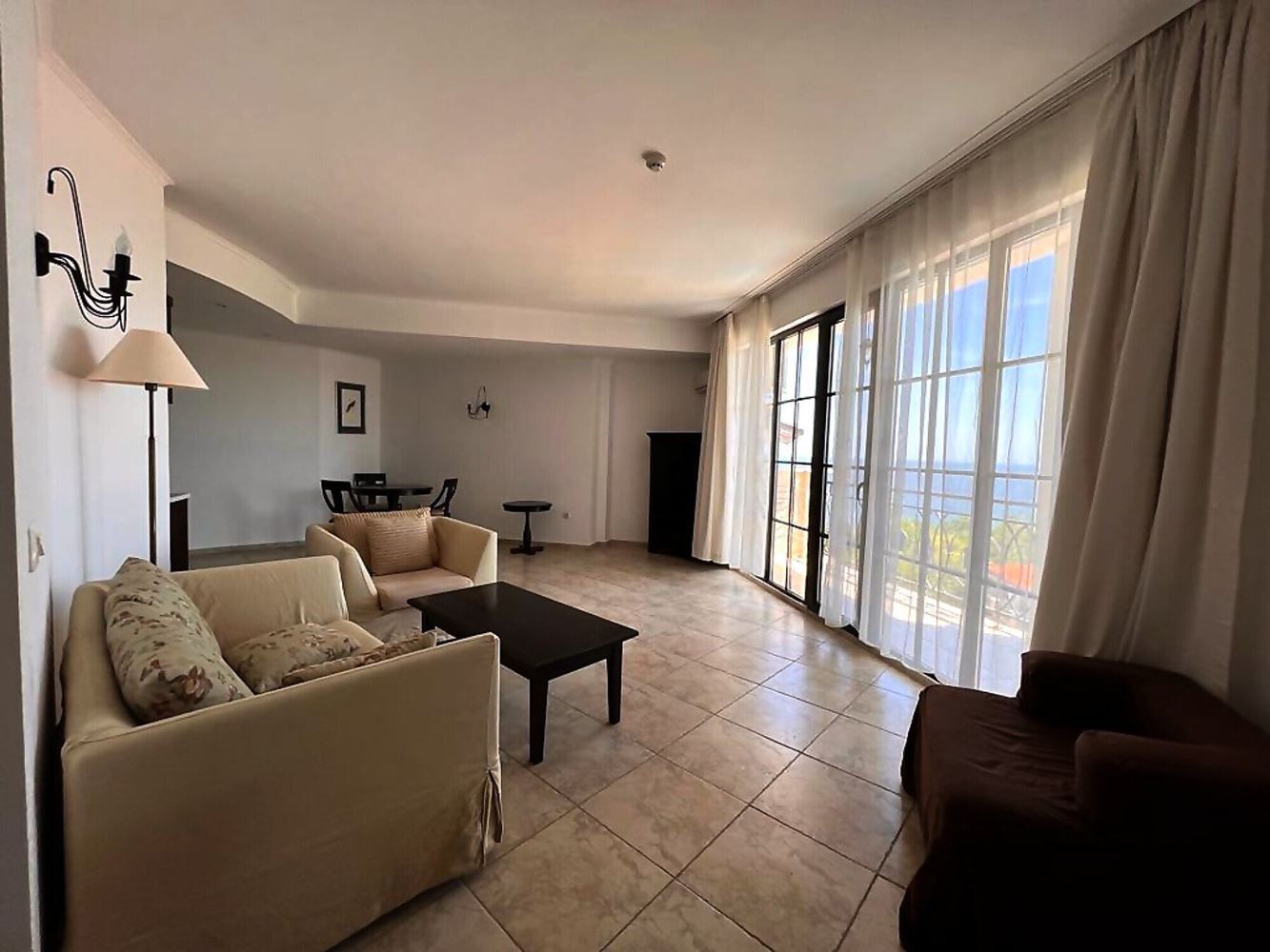 Wonderful One-Bedroom Apartment with Sea Views in a Luxury Seafront Complex in Obzor