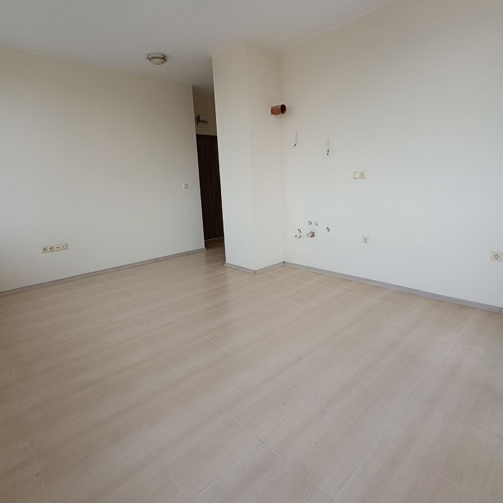 One-Bedroom Apartment on the First Line in Ravda with Panoramic Sea View