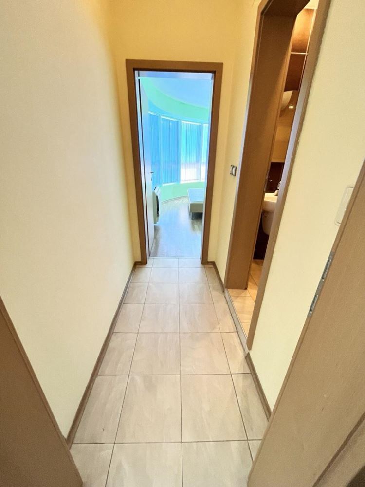 Spacious One-Bedroom Apartment with Pool View in an Excellent Maintained Complex in Pomorie