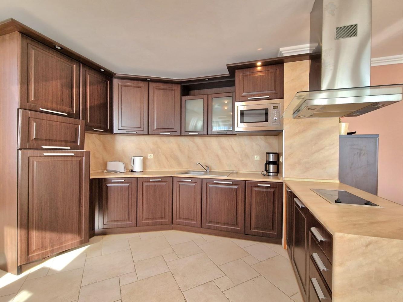Seaside Two-Bedroom Oasis in Sveti Vlas – Space, Comfort and Impressive Sea Views